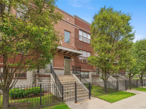 7733 Woodward Ave, Detroit, MI 48202