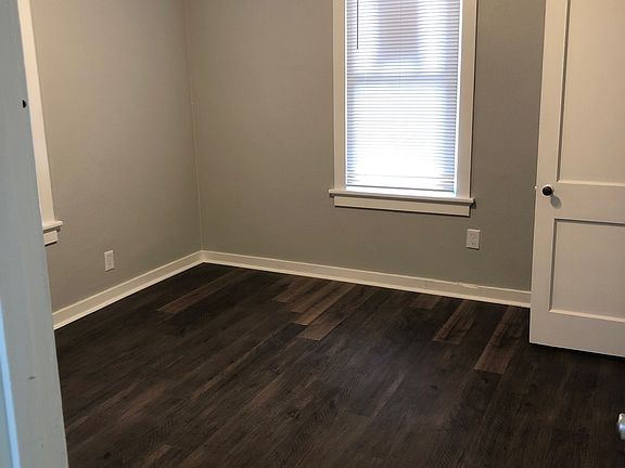 5th image of 459 Hoehn St