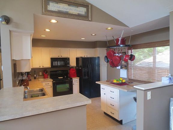 4th image of 7122 Bennell Dr
