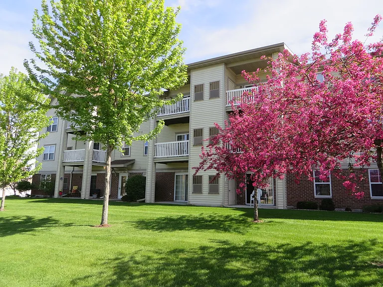 Evia Apartments — Photo 4