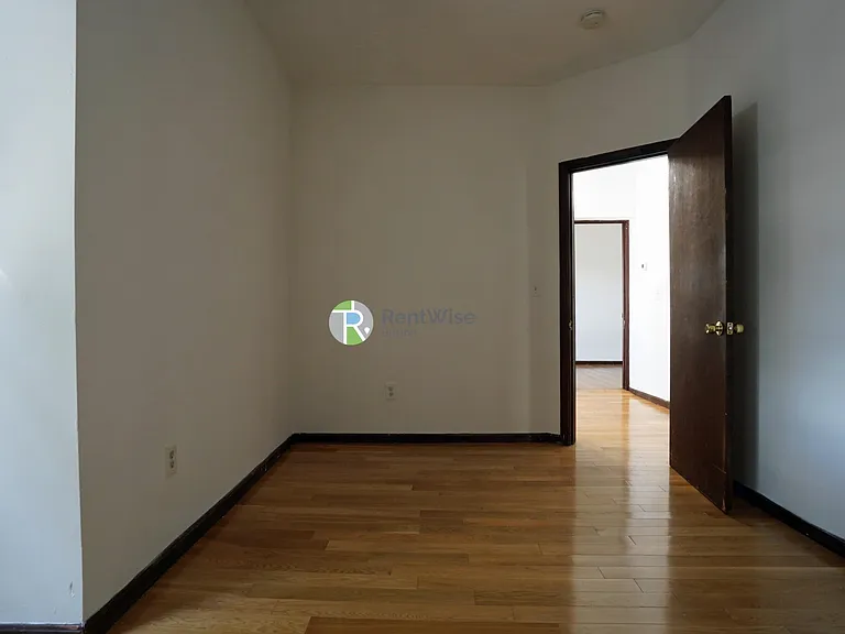 89 Sheridan St #3 — Photo 6