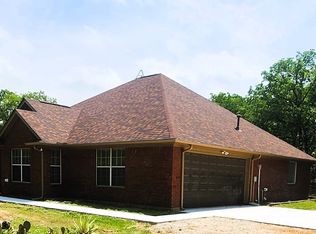 247 Paradise Canyon Cir, Paradise, TX 76073