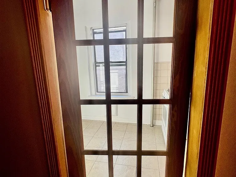 2186 Cruger Ave #5K — Photo 9