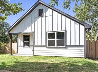 109 N Banks St, Caldwell, TX 77836