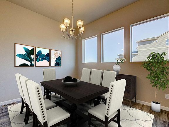 The Graham Peak - Dining