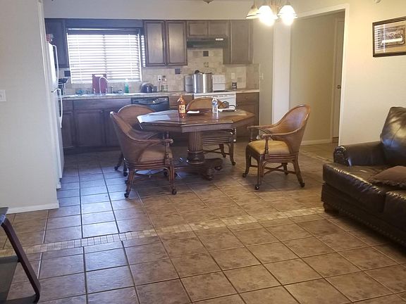 4th image of 2347 N 58th Ln