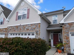 36 Haddon Ct, Pennington, NJ 08534