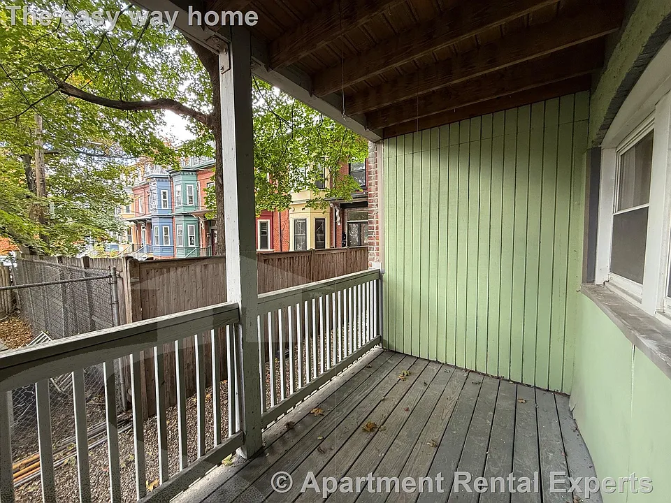 105 Norfolk St #1