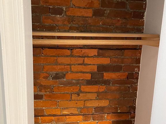 5th image of 921 N 15th St Floor 2