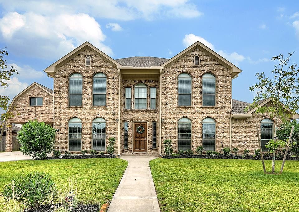 1st image of 2202 Bumblebee Ct