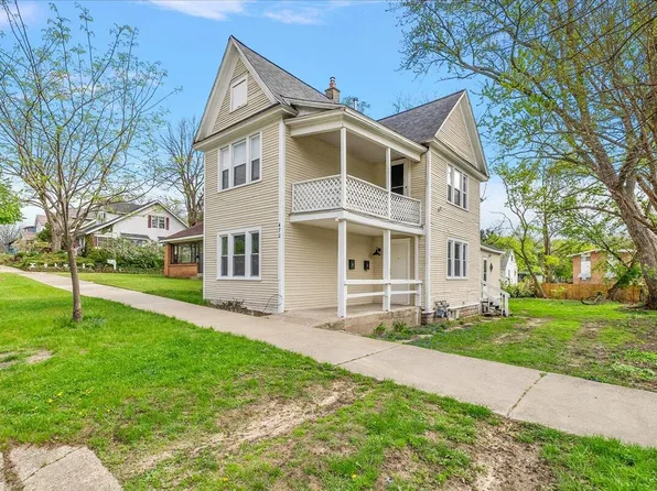 470 Houseman Ave NE, Grand Rapids, MI 49503