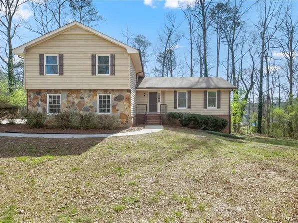631 Buckeye Cir SE, Conyers, GA 30094