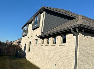 444 S Hill Dr, Waxahachie, TX 75165