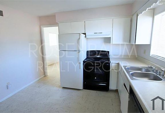5th image of 1000 N Pueblo Dr