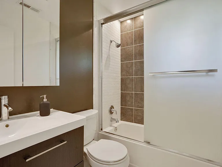 11030 Westmore Dr — Photo 15