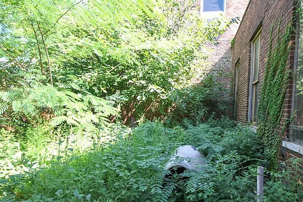 Rented by EXR | media 2