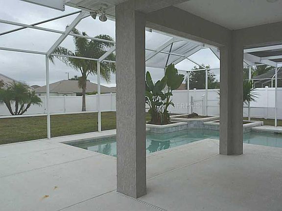 3rd image of 203 Terranova Blvd