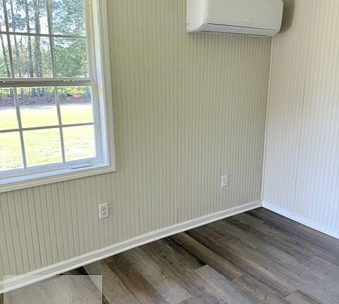 3rd image of 2522 John Luther Branch Rd #B