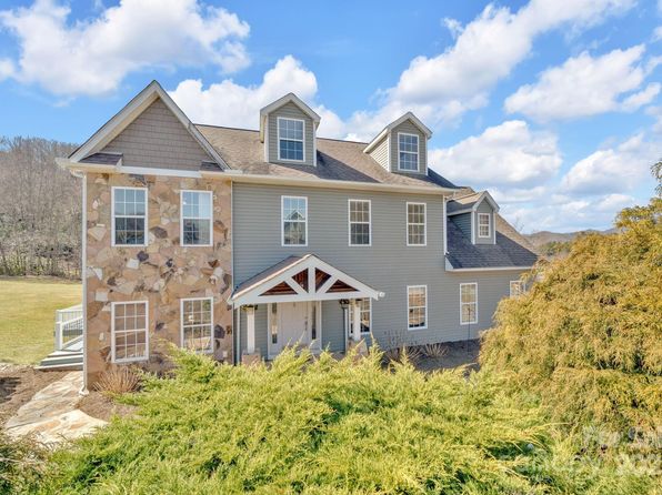 58 Mandalay Rdg, Canton, NC 28716