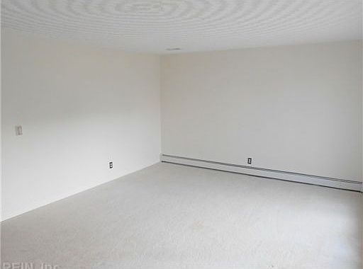 2nd image of 1001 Fairlawn Ave