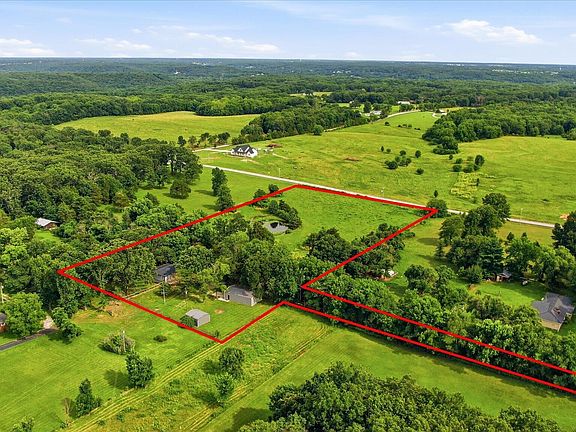 5th image of 1384 N Farm Road 227