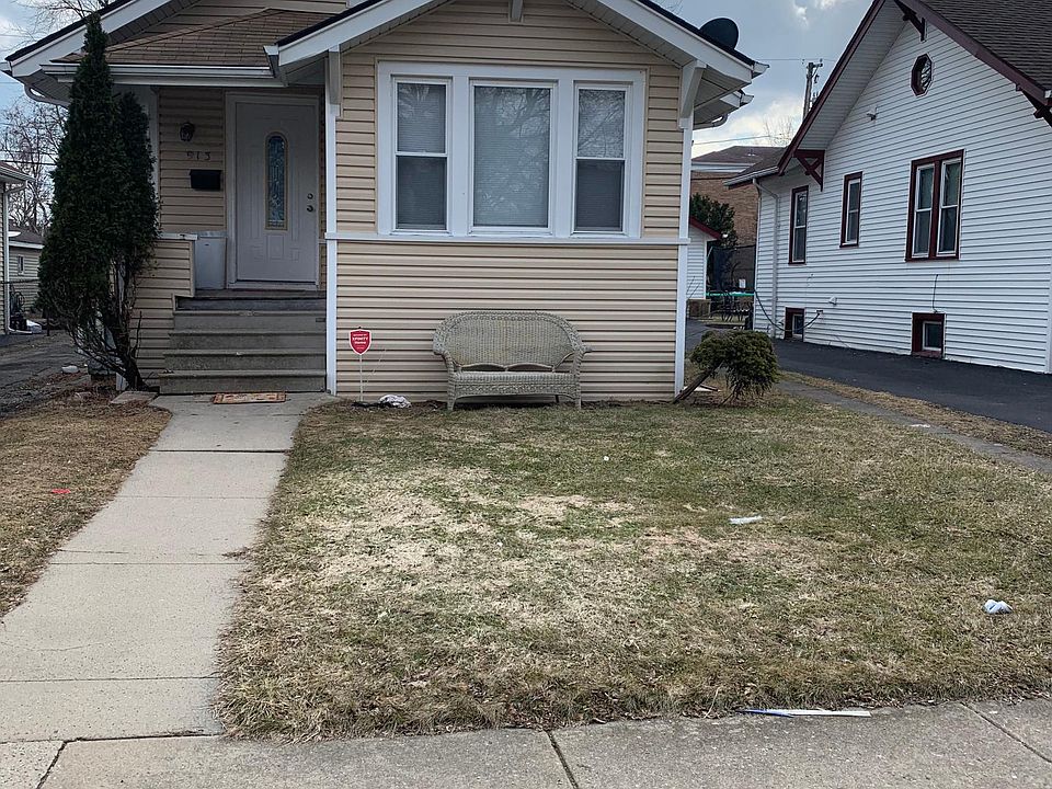 1st image of 913 Massena Ave