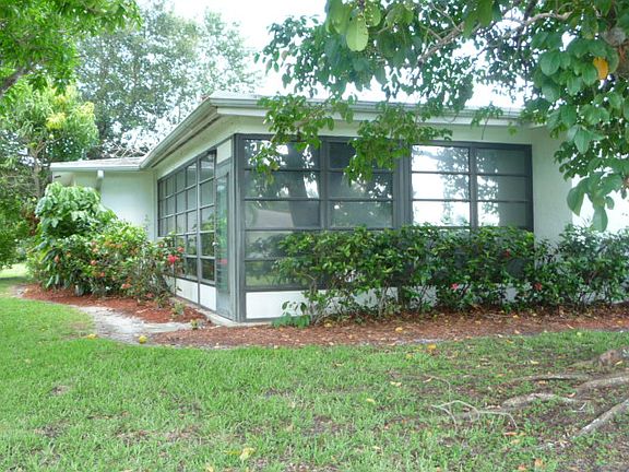 rear - enlosed florida room