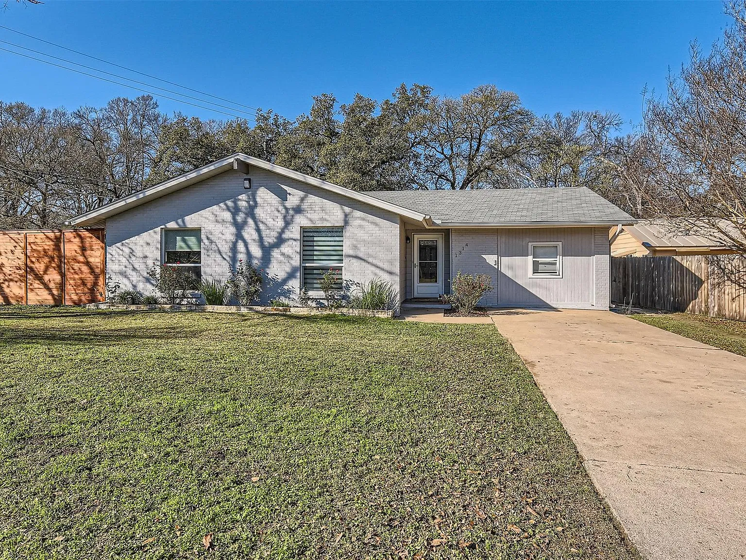 4 bed, 2.5 bath, 1847 sqft, $2,800 — Photo 2