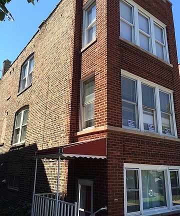 3rd image of 10634 S Ewing Ave