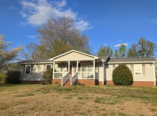205 Mason Dr, Inman, SC 29349