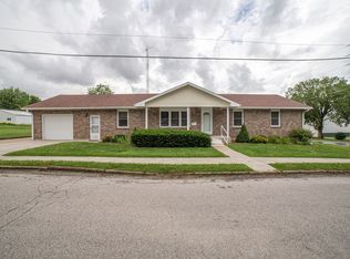 105 S Seminary St, Paris, MO 65275