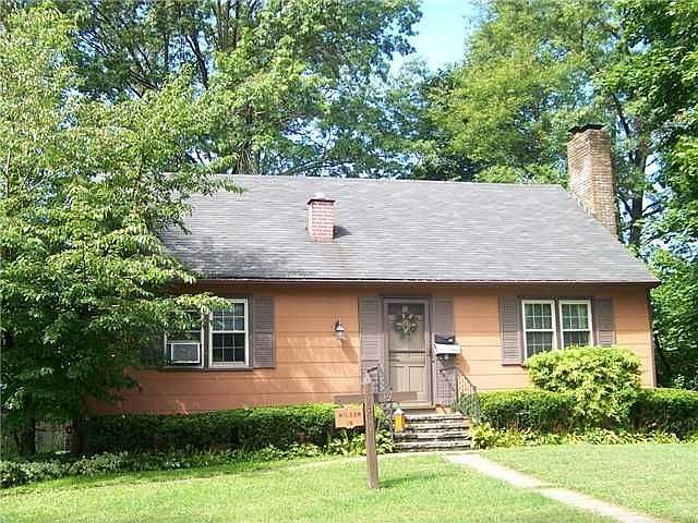 1st image of 19 Donner Dr