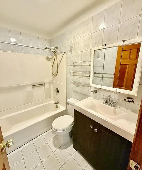 7 Parmenter St #1 — Photo 3
