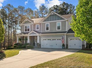 24 Wicker Cir, Spring Lake, NC 28390