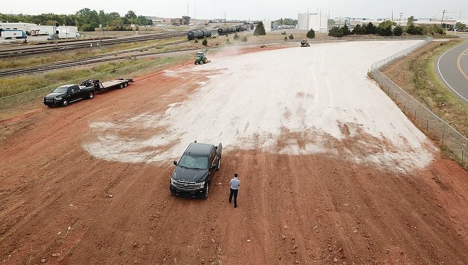 2nd image of 7900 Pole Rd