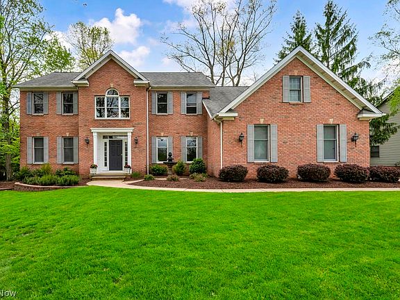 2nd image of 2741 Timberwood Dr