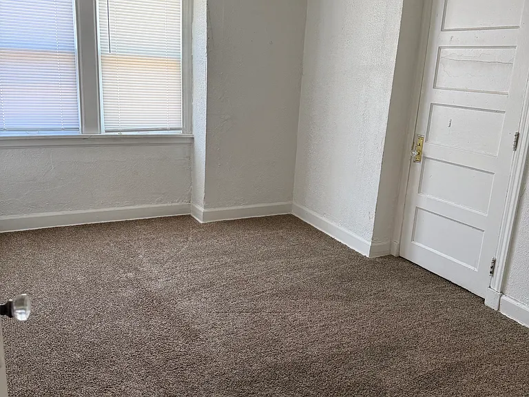 1316 W Grand Ave #1 — Photo 6