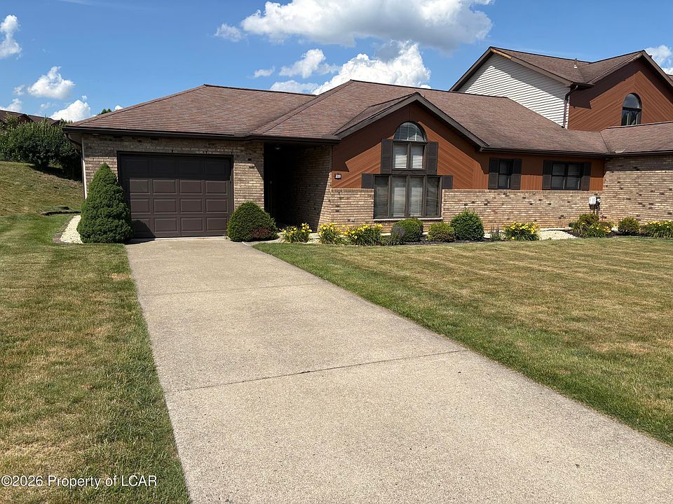 1st image of 61 Countrywood Dr