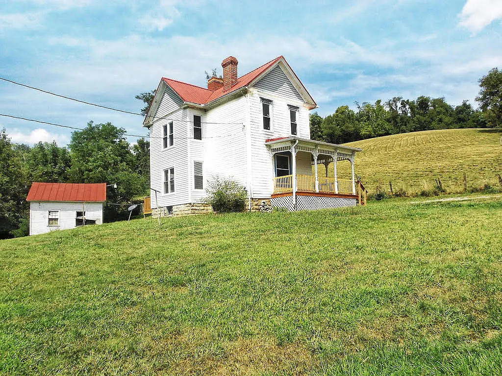 121 Brady Road - 1 — Photo 3