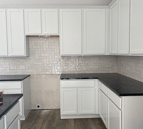 2nd image of 112 Avonlea Ct