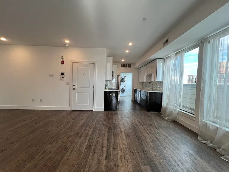 1427 Melon St #501 — Photo 4