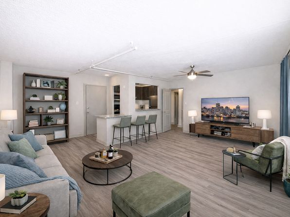 500 5th Ave N Unit 102