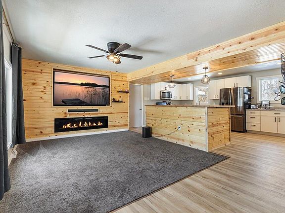 4th image of 721 SW 4th St