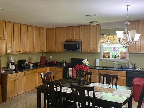 5th image of 1468 Shenta Oak Dr