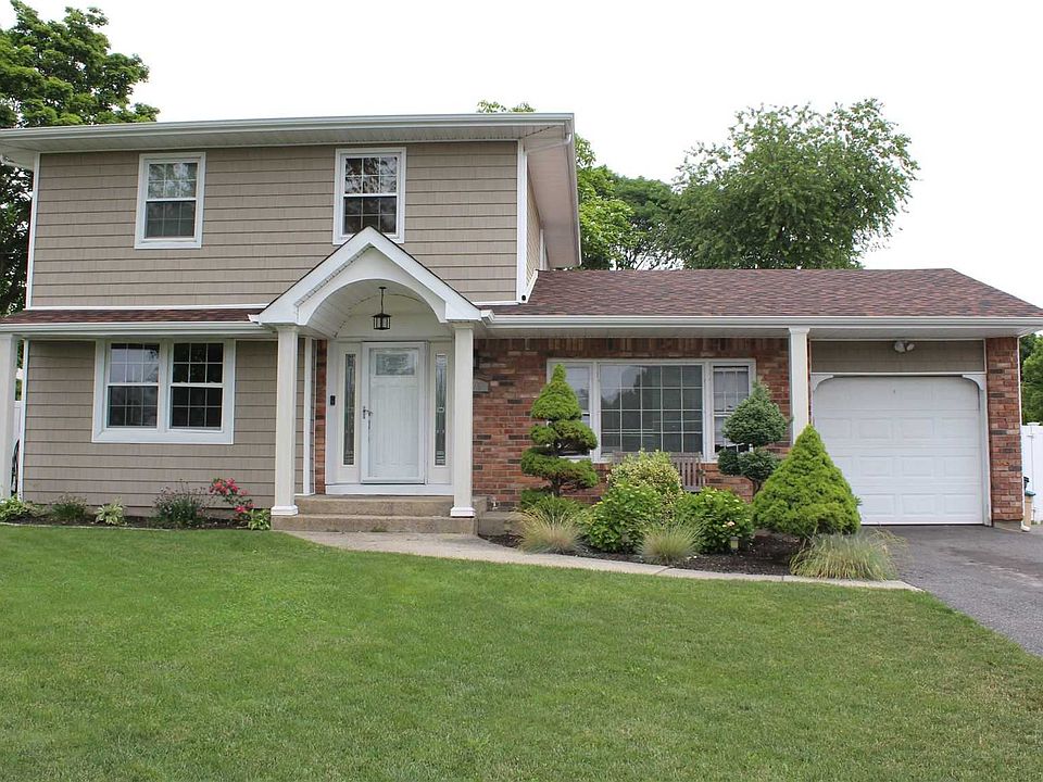 1st image of 71 Wexford Dr