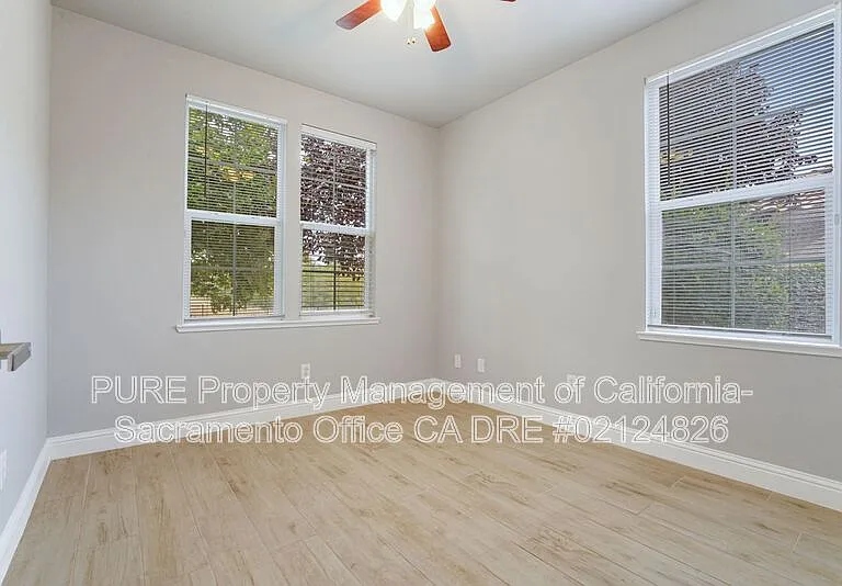 4909 Concordia Dr — Photo 8