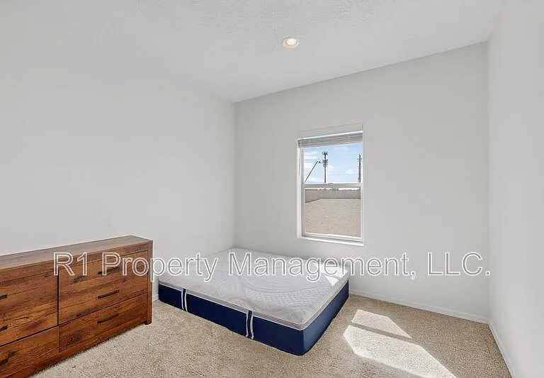 108 Hue St SW — Photo 65