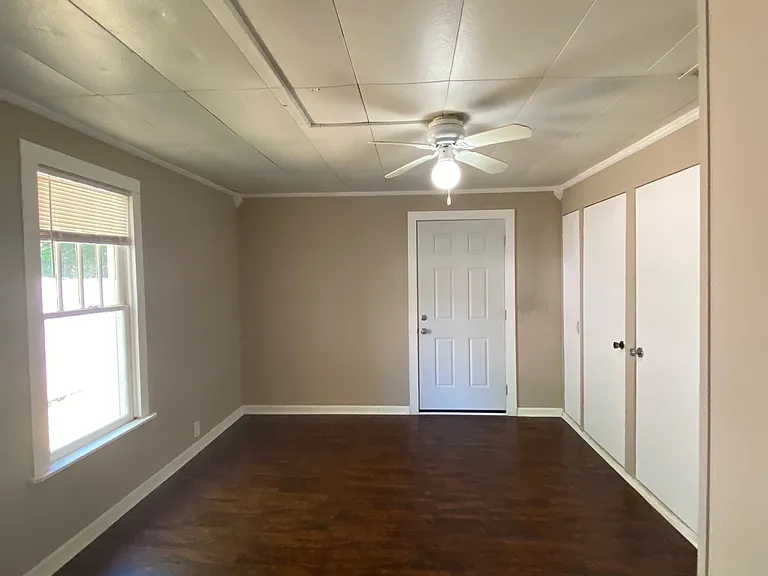 122 Mandeville Ave #A — Photo 11