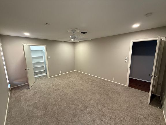 5th image of 1420 W Pine Ave