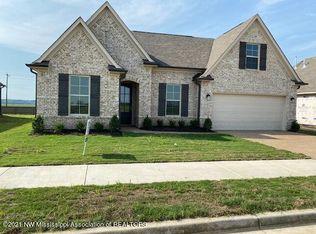 10581 Camilla Cir S, Lake Cormorant, MS 38641